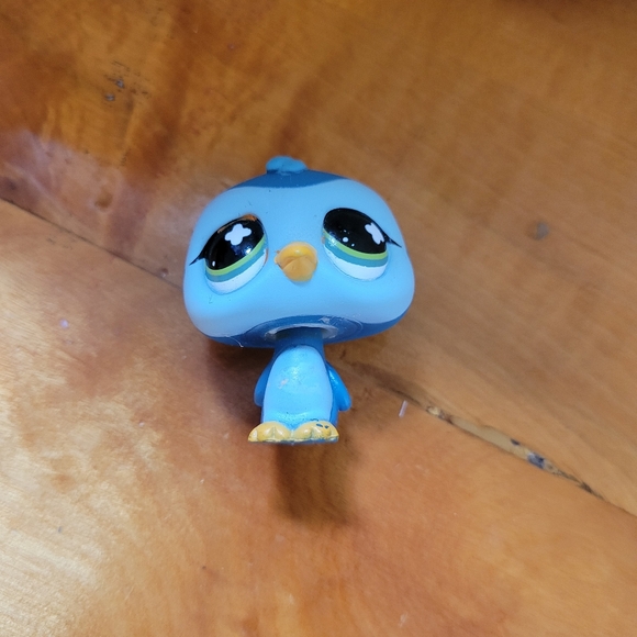 Littlest Pet Shop LPS #821 Penguin Bird Blue Green Eyes 2006 - Picture 8 of 12